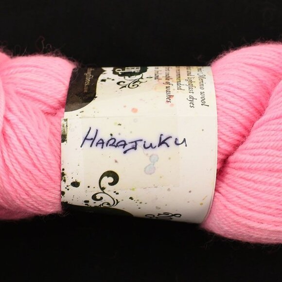 Hedgehog Fibres Sporty Merino Yarn 17.5mic Merino Wool Hand-Dyed Harajuku - Picture 4 of 4